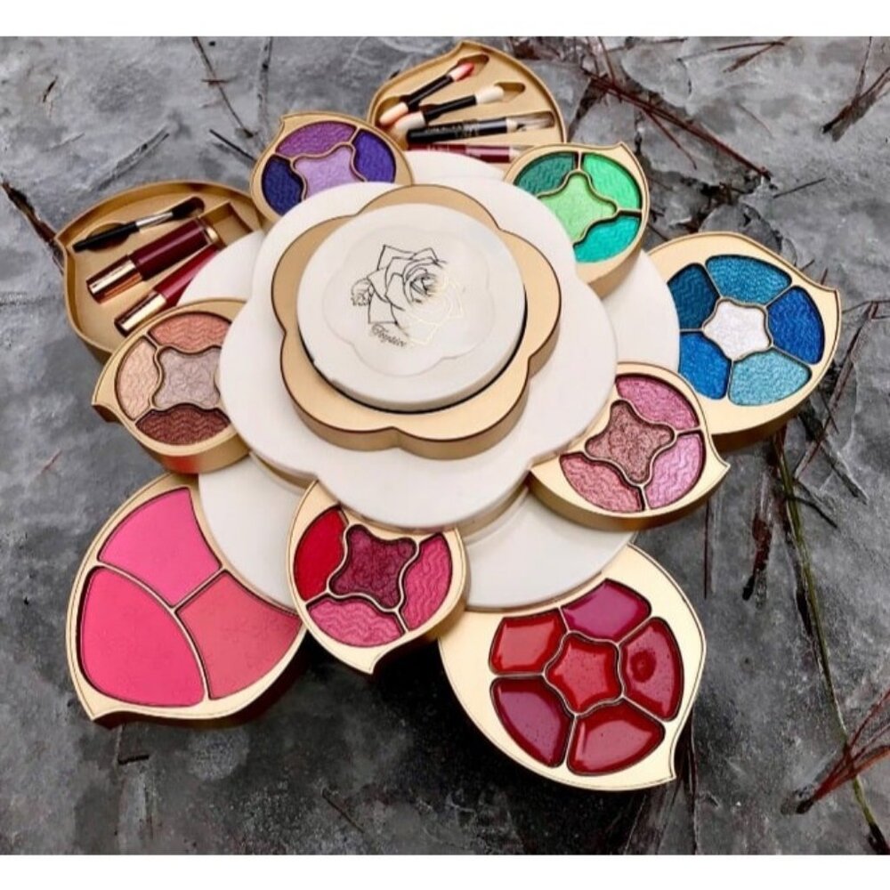 All In One Makeup Kit for Woman and Teens Makeup Flower Set w Eyeshadow Palette